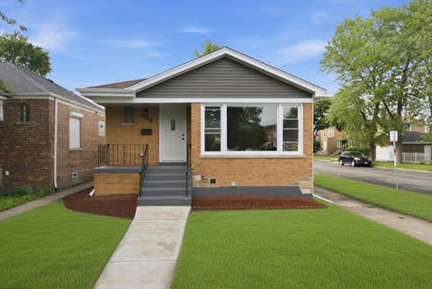Photo of 258 E 107th Street, Chicago, IL 60628 (MLS # 12687349)