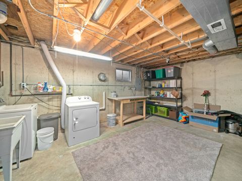 Tiny photo for 2405 Glen Circle East, Sycamore, IL 60178 (MLS # 12588177)