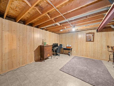 Tiny photo for 2405 Glen Circle East, Sycamore, IL 60178 (MLS # 12588177)