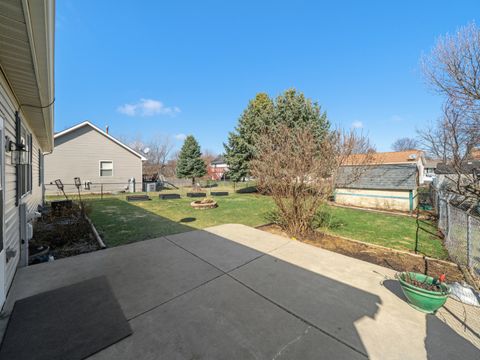 Tiny photo for 2405 Glen Circle East, Sycamore, IL 60178 (MLS # 12588177)