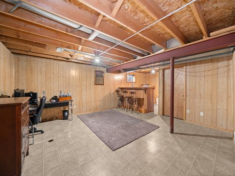 Tiny photo for 2405 Glen Circle East, Sycamore, IL 60178 (MLS # 12588177)