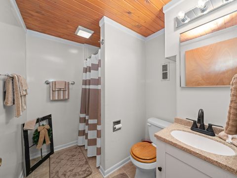 Tiny photo for 2405 Glen Circle East, Sycamore, IL 60178 (MLS # 12588177)