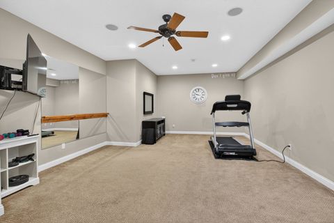 Tiny photo for 4017 Kathleen Way, Davenport, IA 52807 (MLS # 12616219)