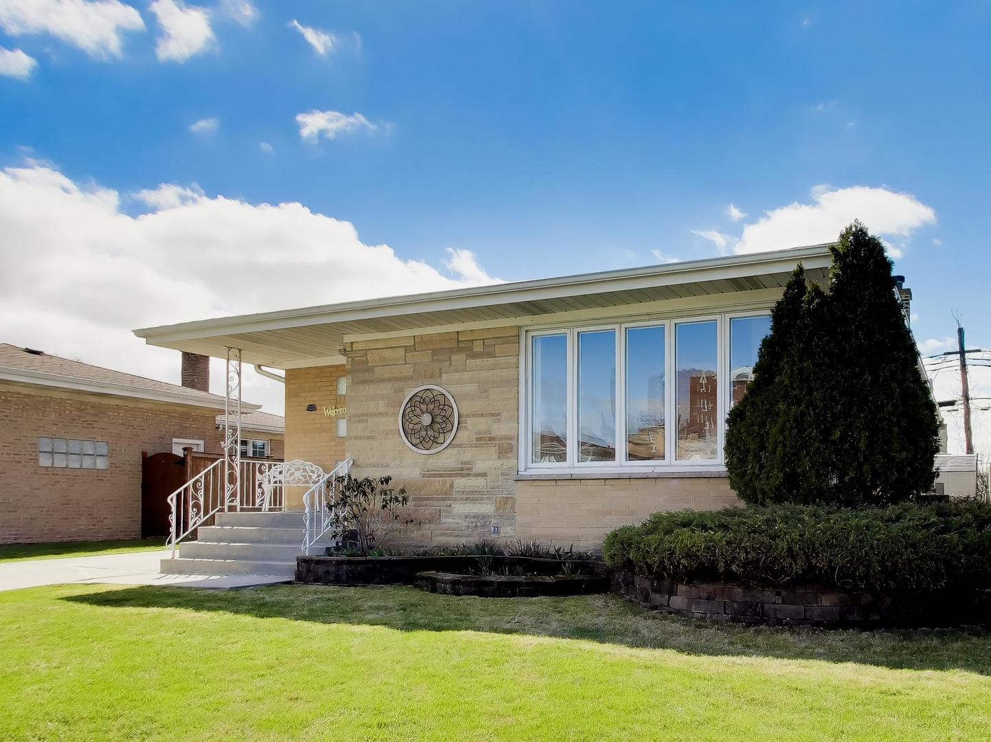 8547 W Saint Joseph Avenue