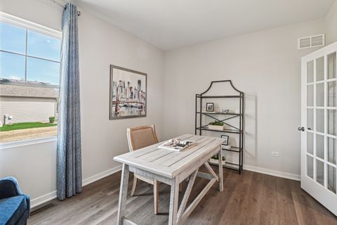 Tiny photo for 17507 W Windemere Circle, Lockport, IL 60441 (MLS # 12713182)