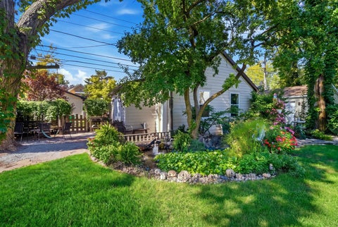 Tiny photo for 812 Courtland Avenue, Park Ridge, IL 60068 (MLS # 12788527)
