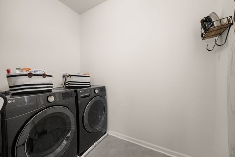 Tiny photo for 4196 Irving Road, Aurora, IL 60504 (MLS # 12606934)