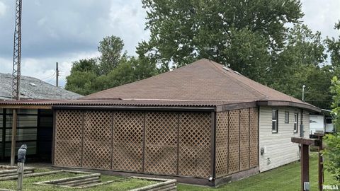 Tiny photo for 1208 E 5TH Street, West Frankfort, IL 62896 (MLS # EB454435)