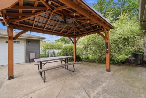 Tiny photo for 7036 Oxford Street, Bridgeview, IL 60455 (MLS # 12688852)