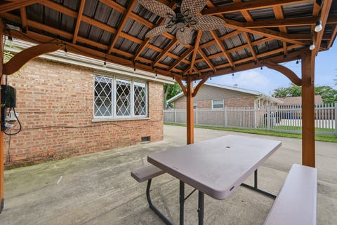 Tiny photo for 7036 Oxford Street, Bridgeview, IL 60455 (MLS # 12688852)