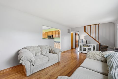 Tiny photo for 7036 Oxford Street, Bridgeview, IL 60455 (MLS # 12688852)