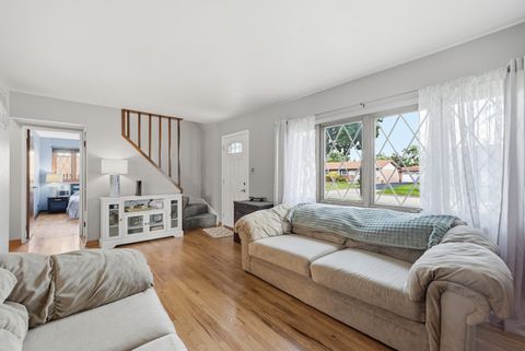 Tiny photo for 7036 Oxford Street, Bridgeview, IL 60455 (MLS # 12688852)
