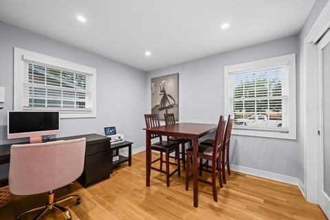 Tiny photo for 685 MAPLE Court, Elk Grove Village, IL 60007 (MLS # 12492088)