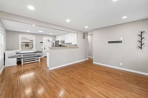 Tiny photo for 25 Mccabe Drive, Streamwood, IL 60107 (MLS # 12604497)