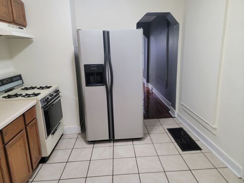 Tiny photo for 406 E Oakland Avenue, Bloomington, IL 61701 (MLS # 12524898)