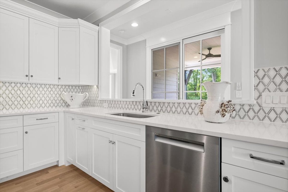6210 Clarendon Hills (Lot 2) Road