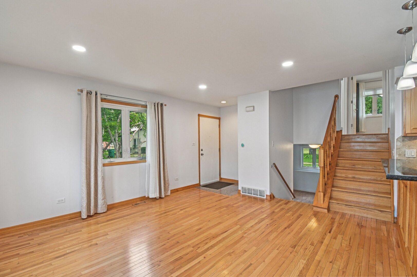 218 Inverrary Lane