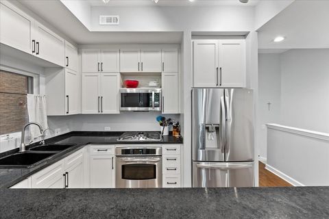 Tiny photo for 1410 N HOYNE Avenue #1A, Chicago, IL 60622 (MLS # 12477753)