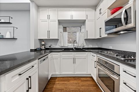Tiny photo for 1410 N HOYNE Avenue #1A, Chicago, IL 60622 (MLS # 12477753)