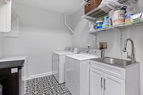 Tiny photo for 1410 N HOYNE Avenue #1A, Chicago, IL 60622 (MLS # 12477753)