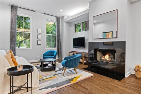 Tiny photo for 1410 N HOYNE Avenue #1A, Chicago, IL 60622 (MLS # 12477753)