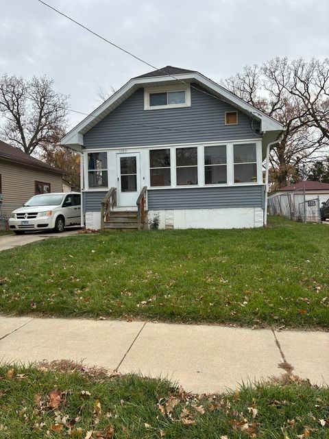 1123 Front Street Aurora IL 60505