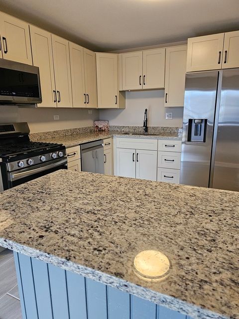 Tiny photo for 922 Old Willow Road #208, Prospect Heights, IL 60070 (MLS # 12609897)