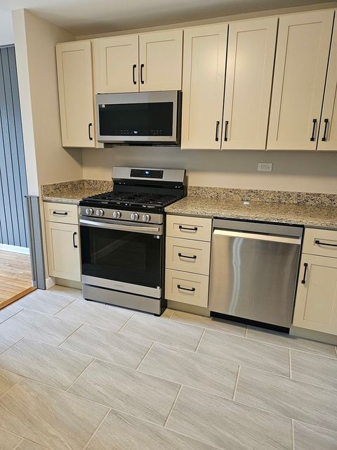 Tiny photo for 922 Old Willow Road #208, Prospect Heights, IL 60070 (MLS # 12609897)