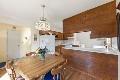 Tiny photo for 2345 Boeger Avenue, Westchester, IL 60154 (MLS # 12610531)