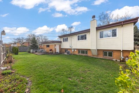 Tiny photo for 2345 Boeger Avenue, Westchester, IL 60154 (MLS # 12610531)