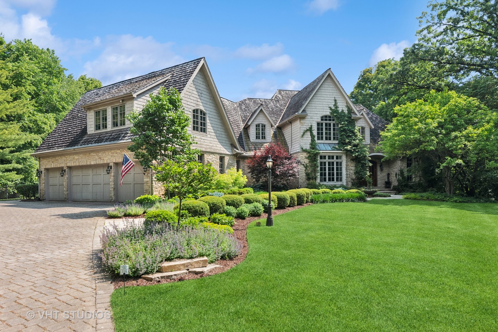 33W551 Hub Road