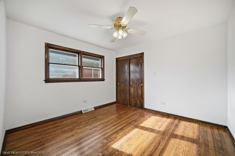 Tiny photo for 7938 S Komensky Avenue, Chicago, IL 60652 (MLS # 12514218)