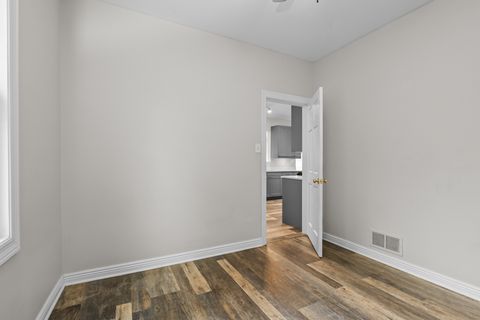 Tiny photo for 113 Gladys Avenue, Fox River Grove, IL 60021 (MLS # 12595512)