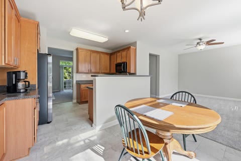 Tiny photo for 1103 Bartholdi Court, Carol Stream, IL 60188 (MLS # 12672804)