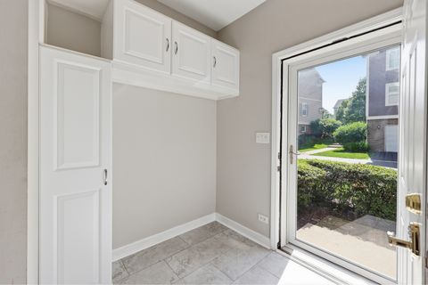 Tiny photo for 1103 Bartholdi Court, Carol Stream, IL 60188 (MLS # 12672804)