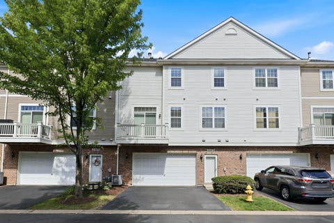 Tiny photo for 1103 Bartholdi Court, Carol Stream, IL 60188 (MLS # 12672804)