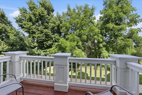 Tiny photo for 1103 Bartholdi Court, Carol Stream, IL 60188 (MLS # 12672804)
