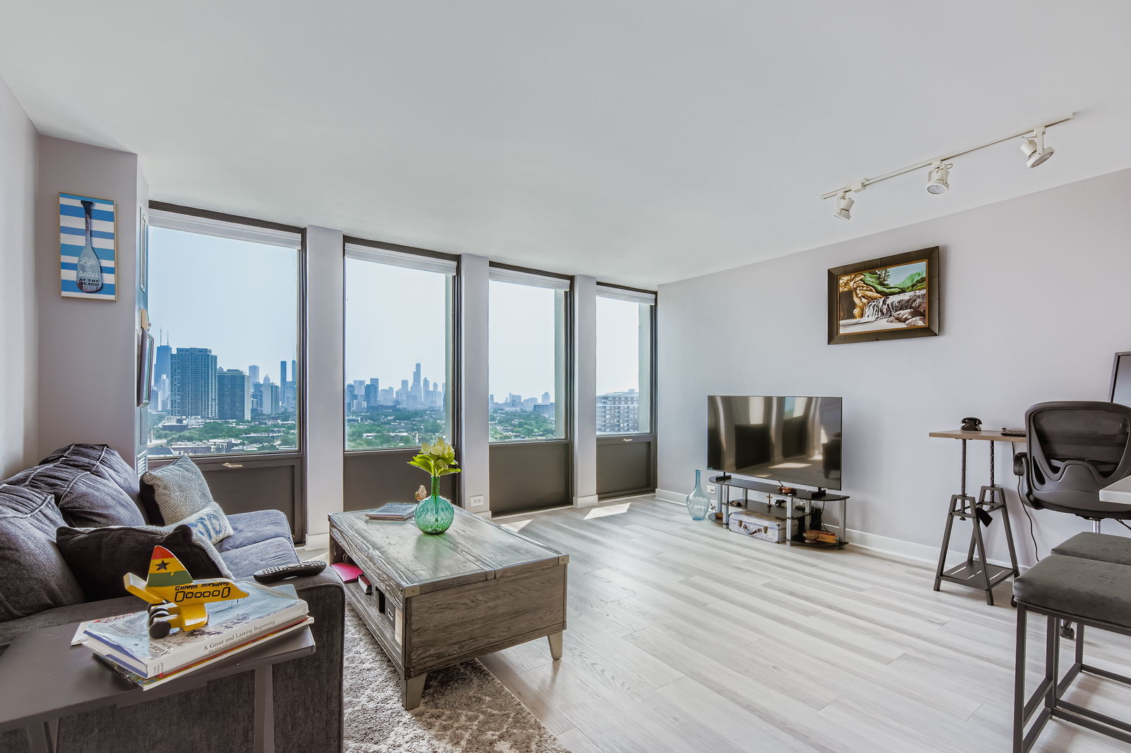 444 W Fullerton Parkway 1507