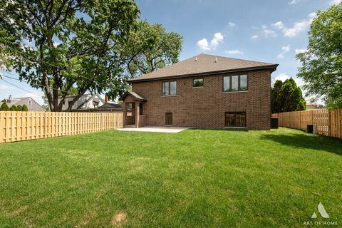 Tiny photo for 8650 Lockwood Avenue, Burbank, IL 60459 (MLS # 12510754)