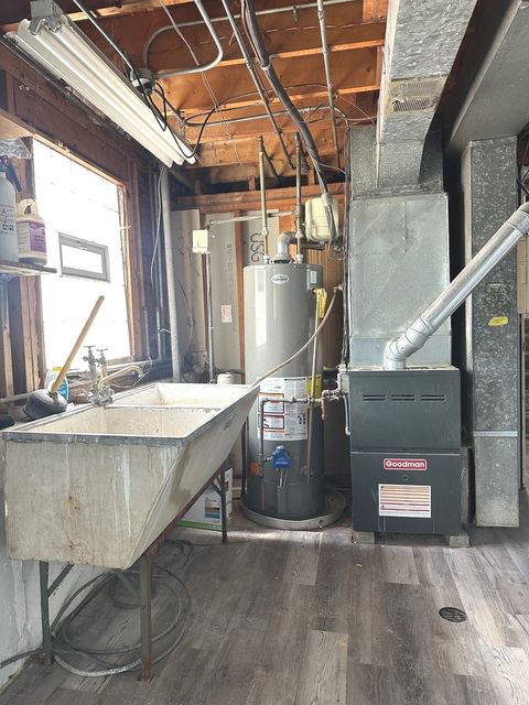 Tiny photo for 15659 Dante Drive, South Holland, IL 60473 (MLS # 12446832)