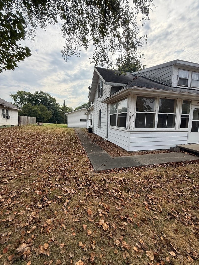 408 N 1st Street
