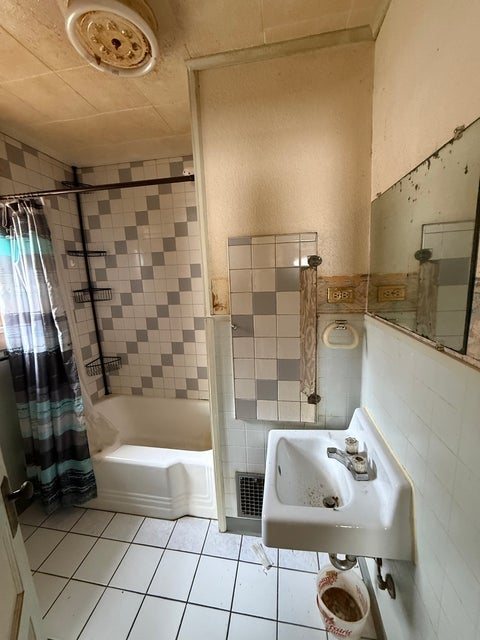 Tiny photo for 408 N 1st Street, Vandalia, IL 62471 (MLS # 12766706)