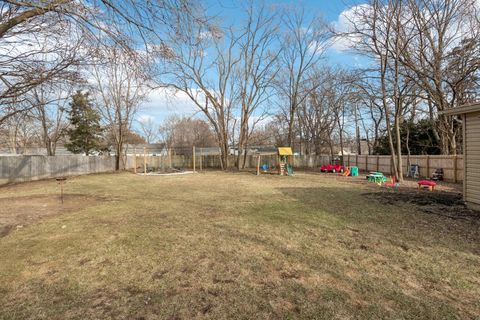 Tiny photo for 2N049 Diane Avenue, Glen Ellyn, IL 60137 (MLS # 12582341)