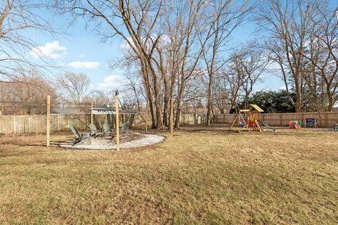 Tiny photo for 2N049 Diane Avenue, Glen Ellyn, IL 60137 (MLS # 12582341)