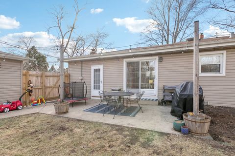 Tiny photo for 2N049 Diane Avenue, Glen Ellyn, IL 60137 (MLS # 12582341)