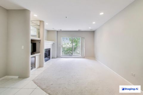 Tiny photo for 20 Trafalgar Square #203, Lincolnshire, IL 60069 (MLS # 12461408)