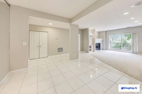 Tiny photo for 20 Trafalgar Square #203, Lincolnshire, IL 60069 (MLS # 12461408)