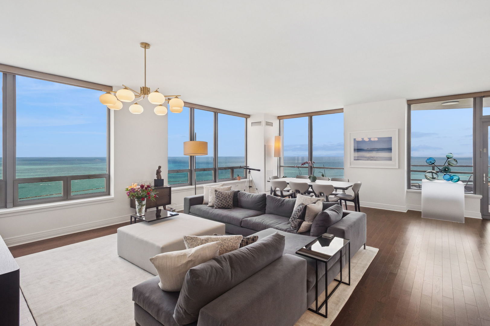 600 N Lake Shore Drive 4211