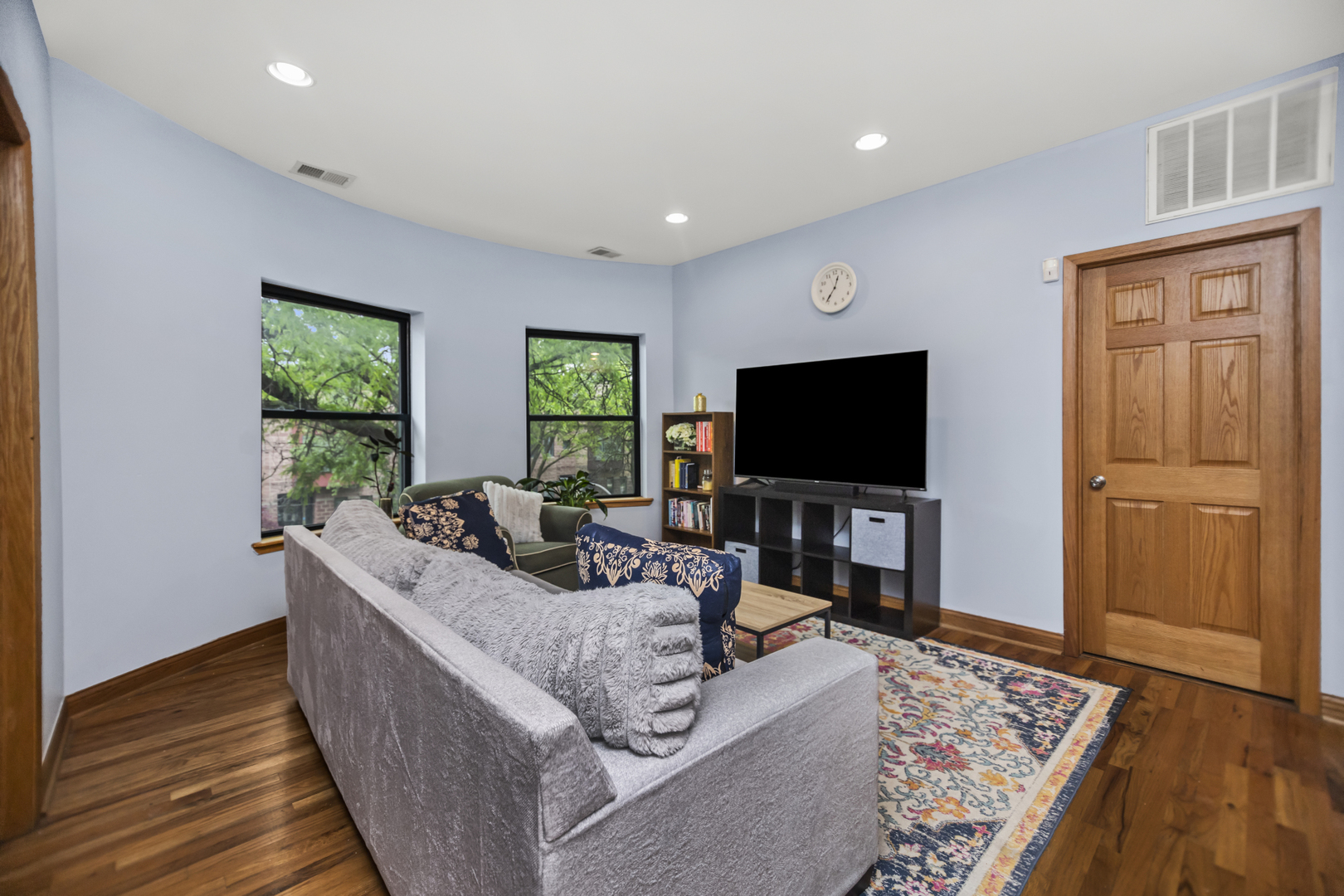 5252 S DREXEL Avenue 2A