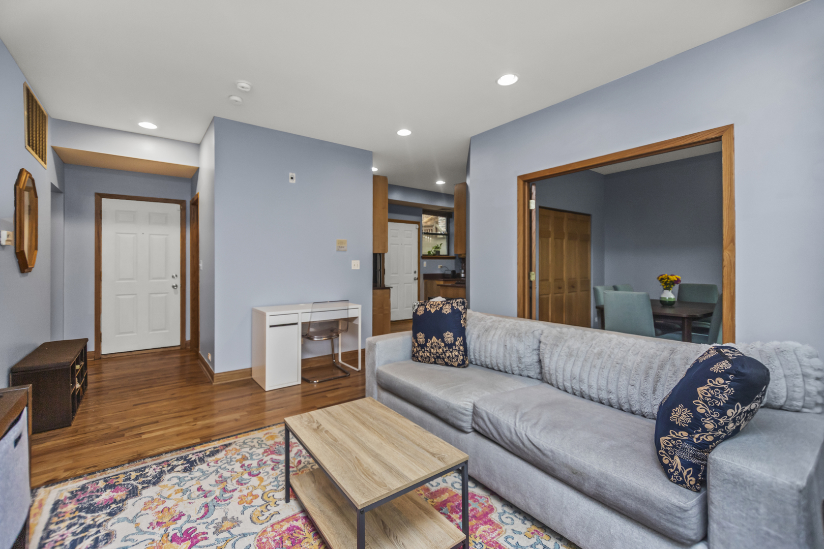 5252 S DREXEL Avenue 2A